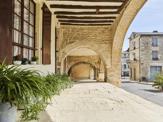 Arcades de la Place Belliard - Fontenay-le-Comte - Fontenay-Vendée - 85