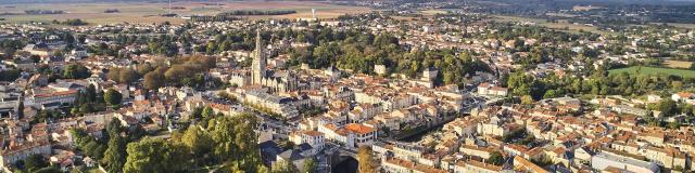 Vue aérienne centre Historique Fontenay-le-Comte 85200 Fontenay Vendée (6)