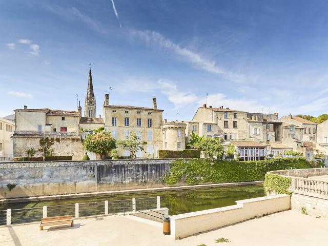 Fontenay-le-Comte - patrimoine - rivière Vendée