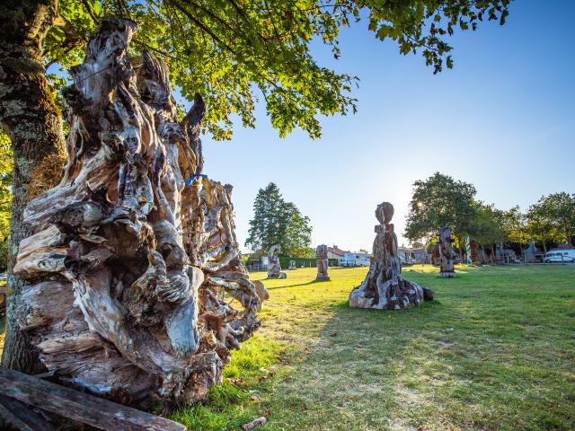 Foussais-Payré - Sculptures à la Tronçonneuse