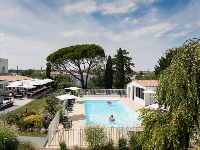 Piscine Hôtel-Restaurant Le Rabelais - Fontenay-Vendée - 85