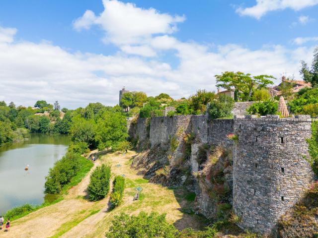 Vouvant cité médiévale Petite Cité de Caractère en Vendée